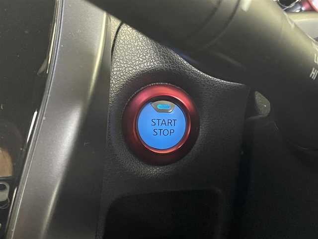 日産 ノート e－パワー ニスモ 群馬県 2018(平30)年 10.1万km ブリリアントホワイトパール エマージェンシーブレーキ/純正メモリナビゲーション/（CD/DVD/SD/BT/フルセグTV）/全方位カメラ/デジタルインナーミラー/ナビ連動ドライブレコーダー/ETC/クルーズコントロール/クリアランスソナー/LEDヘッドライト/オートライト/ドアバイザー/電格ミラー/社外フロアマット/純正16インチアルミホイール