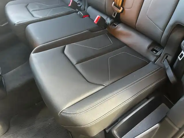 アウディ Ｑ３ 35TDIクワトロ Sライン 富山県 2020(令2)年 2.7万km 黒 プラスパッケージ/ベーシックパッケージ/アシスタンスパッケージ/テクノロジーパッケージ/BANG＆OLUFSENサウンド/純正SDナビ/Bluetooth接続/App-conect/qi充電/バックカメラ/トップビューカメラ/前後ドラレコ/電動リアゲート/D/N席シートヒーター/D/N席パワーシート/衝突軽減/コーナーセンサー