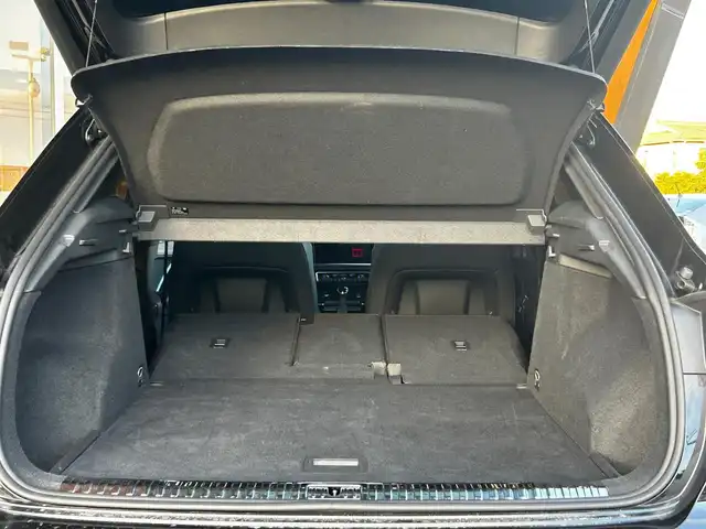 アウディ Ｑ３ 35TDIクワトロ Sライン 富山県 2020(令2)年 2.7万km 黒 プラスパッケージ/ベーシックパッケージ/アシスタンスパッケージ/テクノロジーパッケージ/BANG＆OLUFSENサウンド/純正SDナビ/Bluetooth接続/App-conect/qi充電/バックカメラ/トップビューカメラ/前後ドラレコ/電動リアゲート/D/N席シートヒーター/D/N席パワーシート/衝突軽減/コーナーセンサー