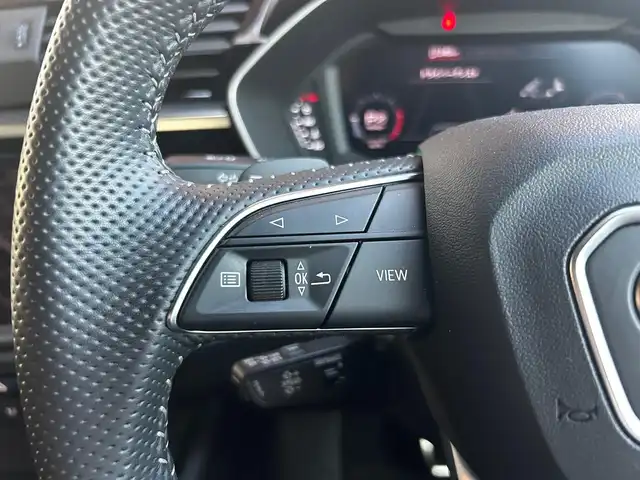 アウディ Ｑ３ 35TDIクワトロ Sライン 富山県 2020(令2)年 2.7万km 黒 プラスパッケージ/ベーシックパッケージ/アシスタンスパッケージ/テクノロジーパッケージ/BANG＆OLUFSENサウンド/純正SDナビ/Bluetooth接続/App-conect/qi充電/バックカメラ/トップビューカメラ/前後ドラレコ/電動リアゲート/D/N席シートヒーター/D/N席パワーシート/衝突軽減/コーナーセンサー