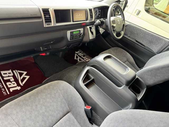 トヨタ ハイエース GL ロング 道北・旭川 2021(令3)年 0.7万km ホワイトパールクリスタルシャイン フルセグテレビ/片側パワースライドドア/ETC/ドアバイザー/フロントカメラ/サイドカメラ/バックカメラ/全方位カメラ/フロントフォグランプ/リアフォグランプ/社外アルミホイール/ミラーヒーター/寒冷地仕様車