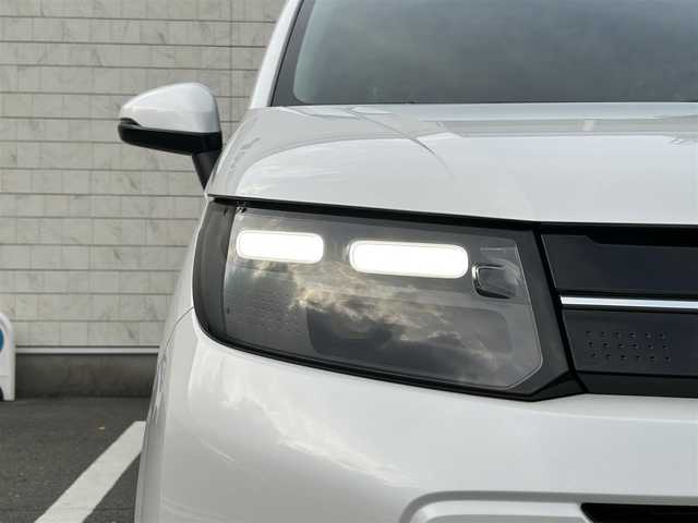 ホンダ フリード ハイブリット e:HEV AIR EX 福岡県 2025(令7)年 0.1千km プラチナホワイトパール 登録済未使用車HondaCONNECTナビバックカメラホンダセンシングコーナーセンサー両側パワスラBSMハーフレザーシートシートヒーターUSBポート純正LEDヘッドライト純正15インチアルミホイールスマートキープッシュスタート