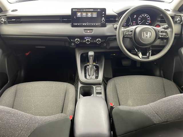 ホンダ ヴェゼル ハイブリッド e:HEV X 大阪府 2023(令5)年 3.5万km クリスタルブラックパール 純正９インチワイドディスプレイオーディオ/【BT/フルセグTV/ナビ/USB]/バックカメラ/ワイヤレス充電器/ETC2.0/ドライブレコーダー前後　DRH-224SD/衝突被害軽減システム/レーンキープアシスト/コーナーセンサー前後/クルーズコントロール追跡/オートライト/パドルシフト/BRAKEHOLD/純正17インチアルミホイール/純正フロアマット/スペアキー