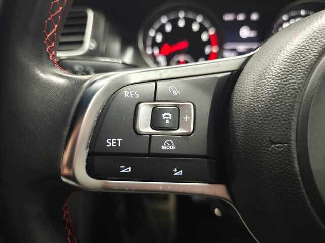 フォルクスワーゲン ゴルフ ＧＴＩ パフォーマンス 群馬県 2014(平26)年 6.3万km カーボンスティールグレーM ワンオーナー/ACC/プリクラッシュセーフティ/レーンキープアシスト/純正ナビ/バックカメラ/フルセグTV/純正19インチAW/スマートキー/アイドリングストップ/Bluetooth/フロアマット