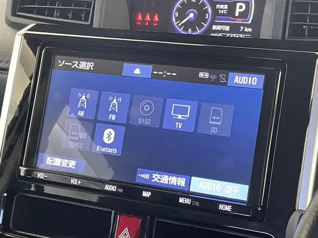 トヨタ タンク カスタムG 埼玉県 2019(平31)年 6.5万km パールホワイトⅢ スマートアシスト３　純正９インチナビ　パノラミックビューモニター　ビルトインＥＴＣ　前後ドライブレコーダー　シートヒーター　ステアリングスイッチ　純正アルミホイール　オートハイビーム　ＬＥＤライト