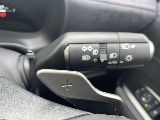 レクサス ＬＢＸ クール 岩手県 2024(令6)年 0.8万km グレーⅡ マークレビンソンサウンドシステム 9.8型ナビ 全周囲C カラーヘッドアップディスプレイ フルセグTV ビルドインETC2.0 アドバンスドパーク AC100Vコンセント 電動ハーフレザーシート シートヒーター ステアヒーター パドルシフト レーダークルーズ BSM 電動リアゲート 純正18AW スマートキー スペアキー