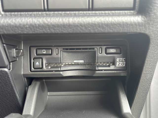 レクサス ＬＢＸ クール 岩手県 2024(令6)年 0.8万km グレーⅡ マークレビンソンサウンドシステム 9.8型ナビ 全周囲C カラーヘッドアップディスプレイ フルセグTV ビルドインETC2.0 アドバンスドパーク AC100Vコンセント 電動ハーフレザーシート シートヒーター ステアヒーター パドルシフト レーダークルーズ BSM 電動リアゲート 純正18AW スマートキー スペアキー