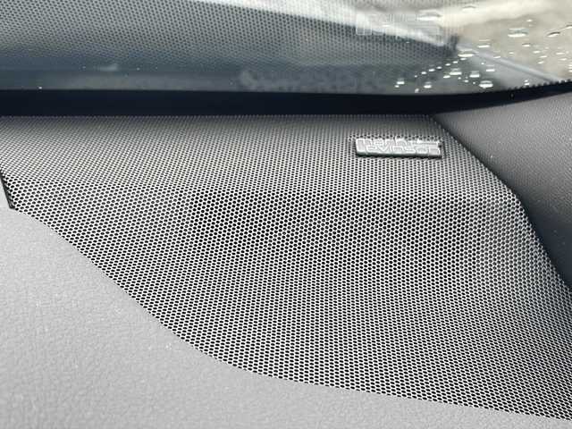 レクサス ＬＢＸ クール 岩手県 2024(令6)年 0.8万km グレーⅡ マークレビンソンサウンドシステム 9.8型ナビ 全周囲C カラーヘッドアップディスプレイ フルセグTV ビルドインETC2.0 アドバンスドパーク AC100Vコンセント 電動ハーフレザーシート シートヒーター ステアヒーター パドルシフト レーダークルーズ BSM 電動リアゲート 純正18AW スマートキー スペアキー