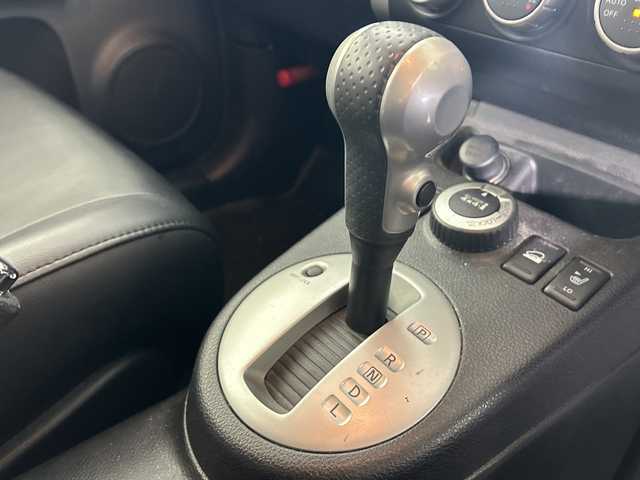 日産 エクストレイル 20X 佐賀県 2012(平24)年 12.2万km ダイヤモンドブラック 社外7インチナビ/フルセグTV/CD/DVD/Bluetooth/バックカメラ　/ダウンヒルアシストコントロール/オートライト/横滑り防止装置/HIDヘッドライト/ハーフレザーシート/全席シートヒーター/ISOFIX対応シート/ETC/４WD/純正フロアマット/純正ドアバイザー/社外17インチアルミホイール/ルーフレール