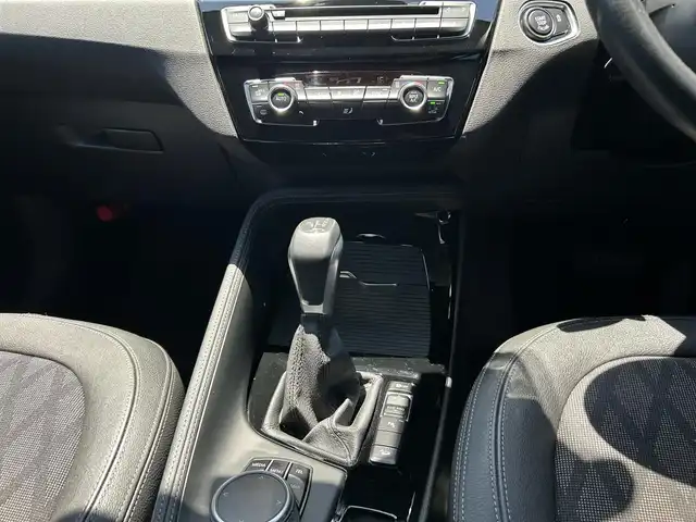 ＢＭＷ Ｘ１ xDrive 18d xライン 茨城県 2017(平29)年 3万km アルピンホワイトⅢ アドバンスドアクティブＳＦＴ　/ＡＣＣ　/ＨＵＤ　/インテリジェントＳＦＴ　/ＬＤＷ　/Ｂカメラ　/ＰＤＣ　/ナビ　/ＢＴ　/ＵＳＢ　/ＤＶＤ　/半革　/パワーテールゲート　/ＬＥＤヘッドライト　/ＥＴＣ２．０　/純正１８ＡＷ　/禁煙車