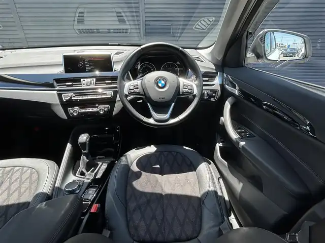 ＢＭＷ Ｘ１ xDrive 18d xライン 茨城県 2017(平29)年 3万km アルピンホワイトⅢ アドバンスドアクティブＳＦＴ　/ＡＣＣ　/ＨＵＤ　/インテリジェントＳＦＴ　/ＬＤＷ　/Ｂカメラ　/ＰＤＣ　/ナビ　/ＢＴ　/ＵＳＢ　/ＤＶＤ　/半革　/パワーテールゲート　/ＬＥＤヘッドライト　/ＥＴＣ２．０　/純正１８ＡＷ　/禁煙車