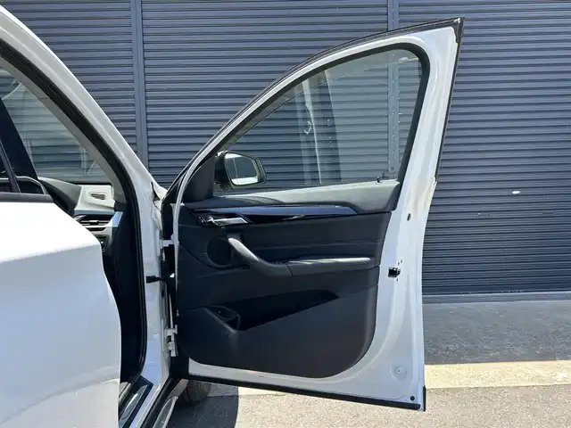 ＢＭＷ Ｘ１ xDrive 18d xライン 茨城県 2017(平29)年 3万km アルピンホワイトⅢ アドバンスドアクティブＳＦＴ　/ＡＣＣ　/ＨＵＤ　/インテリジェントＳＦＴ　/ＬＤＷ　/Ｂカメラ　/ＰＤＣ　/ナビ　/ＢＴ　/ＵＳＢ　/ＤＶＤ　/半革　/パワーテールゲート　/ＬＥＤヘッドライト　/ＥＴＣ２．０　/純正１８ＡＷ　/禁煙車