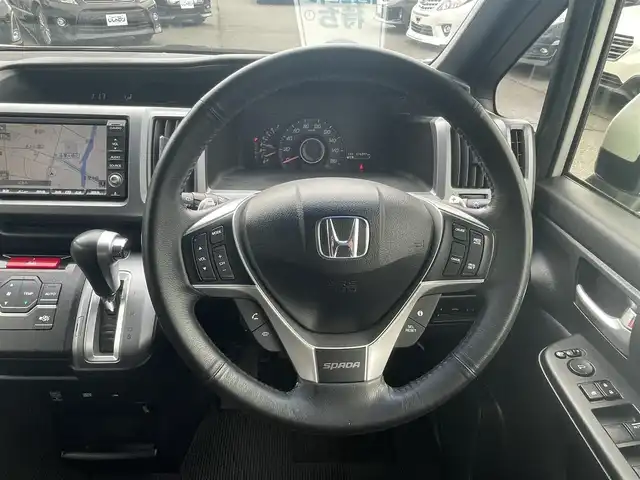 ホンダ ステップワゴン スパーダ Z インターナビセレ 東京都 2012(平24)年 7.7万km ホワイトオーキッドパール (株)IDOMが運営する【じしゃロン昭島店】の自社ローン専用車両になります。こちらは現金またはオートローンご利用時の価格です。自社ローンご希望の方は別途その旨お申付け下さい/純正ナビ/バックカメラ/フリップダウンモニター/ＥＴＣ/両側パワースライドドア/クルーズコントロール/パドルシフト/スマートキー