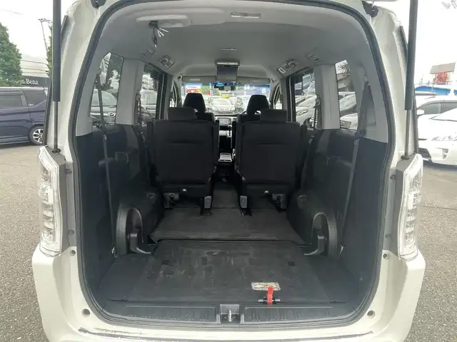 ホンダ ステップワゴン スパーダ Z インターナビセレ 東京都 2012(平24)年 7.7万km ホワイトオーキッドパール (株)IDOMが運営する【じしゃロン昭島店】の自社ローン専用車両になります。こちらは現金またはオートローンご利用時の価格です。自社ローンご希望の方は別途その旨お申付け下さい/純正ナビ/バックカメラ/フリップダウンモニター/ＥＴＣ/両側パワースライドドア/クルーズコントロール/パドルシフト/スマートキー