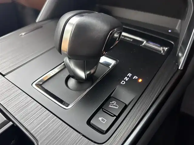 マツダ ＣＸ－６０ XD HV プレミアムスポーツ 佐賀県 2023(令5)年 0.8万km 黒 ４ＷＤ/純正１２．３インチナビ/サンルーフ/ＢＯＳＥプレミアムサウンド/全席シートヒーター/運転席・助手席シートクーラー/ハンドルヒーター/全方位カメラ/衝突被害軽減システム/コーナーセンサー/前後ドライブレコーダー　/追従型クルーズコントロール/レーンキープアシスト/ヘッドアップディスプレイ/電動リアゲート/オートマチックハイビーム/LEDヘッドライト/アップルカープレイ・アンドロイドオート/純正アルミホイール/シートメモリ/SOSコールボタン