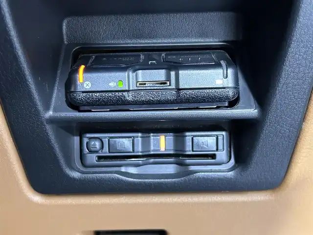 マツダ ＣＸ－６０ XD HV プレミアムスポーツ 佐賀県 2023(令5)年 0.8万km 黒 ４ＷＤ/純正１２．３インチナビ/サンルーフ/ＢＯＳＥプレミアムサウンド/全席シートヒーター/運転席・助手席シートクーラー/ハンドルヒーター/全方位カメラ/衝突被害軽減システム/コーナーセンサー/前後ドライブレコーダー　/追従型クルーズコントロール/レーンキープアシスト/ヘッドアップディスプレイ/電動リアゲート/オートマチックハイビーム/LEDヘッドライト/アップルカープレイ・アンドロイドオート/純正アルミホイール/シートメモリ/SOSコールボタン