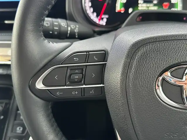 トヨタ ヴォクシー S－Z 宮城県 2022(令4)年 2.1万km ホワイトパールクリスタルシャイン ディスプレイオーディオプラス/・10.5インチ/・車載メモリーナビ/・CD/DVD/・フルセグTV/・USB/HDMI/・AppleCarPlay/AndroidAuto/・ETC2.0/ドライビングサポートパッケージ/・ヘッドアップディスプレイ/・デジタルインナーミラー/ブラインドスポットモニター/＋安心降車アシスト/＋アドバンスドドライブ/＋フロントクロストラフィックアラート/＋レーンチェンジアシスト/＋パーキングサポートブレーキ（後方接近車両）/＝＝＝/セーフティセンス/・プリクラッシュセーフティ/・レーントレーシングアシスト/レーンディパーチャーアラート/・レーダークルーズコントロール/・オートマチックハイビーム/・ロードサインアシスト/・ドライバー異常時対応システム/・プロアクティブドライビングアシスト/・発進遅れ告知機能/パーキングサポートブレーキ/バックカメラ/ドライブレコーダー/両側パワースライドドア/ハーフレザーシート/シートヒーター/電動パーキングブレーキ/ブレーキホールド/LEDヘッドランプ/純正17インチAW