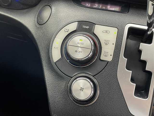 トヨタ シエンタ ハイブリッド ファンベースG 広島県 2020(令2)年 7.5万km ブラックマイカ モデリスタエアロ/Toyota Safety Sense（衝突回避支援パッケージ）/・プリクラッシュセーフティ（歩行者検知機能付き）/・レーンディパーチャーアラート（車線逸脱警報）/・オートマチックハイビーム/・先行車発進告知機能/・インテリジェントクリアランスソナー（パーキングサポートブレーキ）/社外ナビ/（CD/DVD/Bluetooth/フルセグTV/FM/AM）/パノラミックビューモニター/ビルトインETC/ドライブレコーダー/クルーズコントロール/前席シートヒーター/ステアリングヒーター/革調シートカバー/AC100V電源/プッシュスタート/スマートキー/LEDヘッドライト/純正フロアマット