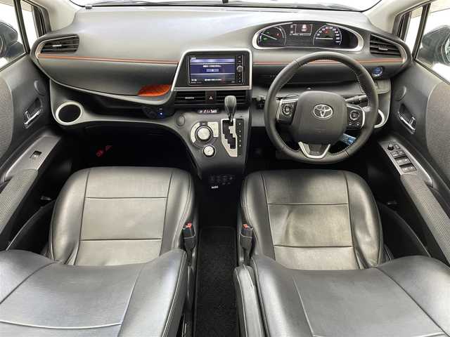 トヨタ シエンタ ハイブリッド ファンベースG 広島県 2020(令2)年 7.5万km ブラックマイカ モデリスタエアロ/Toyota Safety Sense（衝突回避支援パッケージ）/・プリクラッシュセーフティ（歩行者検知機能付き）/・レーンディパーチャーアラート（車線逸脱警報）/・オートマチックハイビーム/・先行車発進告知機能/・インテリジェントクリアランスソナー（パーキングサポートブレーキ）/社外ナビ/（CD/DVD/Bluetooth/フルセグTV/FM/AM）/パノラミックビューモニター/ビルトインETC/ドライブレコーダー/クルーズコントロール/前席シートヒーター/ステアリングヒーター/革調シートカバー/AC100V電源/プッシュスタート/スマートキー/LEDヘッドライト/純正フロアマット