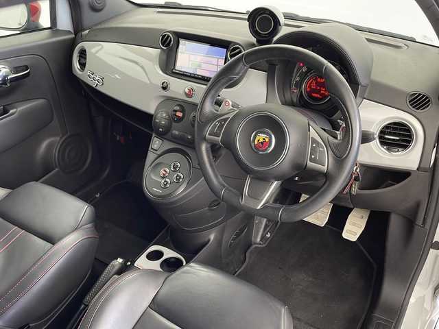 アバルト ５９５ ツーリズモ 静岡県 2014(平26)年 5万km グレー 社外ナビ/バックカメラ/フルセグテレビ/Bluetooth/社外給油口カバー/コーナーセンサー/パドルシフト/ETC/純正アルミ/ステアリングスイッチ/革巻きステアリング