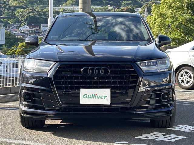 アウディ Ｑ７ 3.0TFSI クワトロ Sライン PKG 長崎県 2016(平28)年 12.8万km ディープブラックパールエフェクト 純正ナビ（FM/AM/BT/TV/CD）/プッシュスタート/スマートキー×2/パドルシフト/フルタイム4WD/スーパーチャージャー/WORK20インチアルミホイール/純正フロアマット/レザーシート/DN席パワーシート/DN席＋2列目シートヒーター/電動格納サードシート/電動リアゲート/前方ドライブレコーダー/全方位カメラ/オートライト/パーキングアシスト/ABS/衝突被害軽減システム/前後コーナーセンサー/取扱説明書/記録簿/保証書
