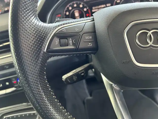 アウディ Ｑ７ 3.0TFSI クワトロ Sライン PKG 長崎県 2016(平28)年 12.8万km ディープブラックパールエフェクト 純正ナビ（FM/AM/BT/TV/CD）/プッシュスタート/スマートキー×2/パドルシフト/フルタイム4WD/スーパーチャージャー/WORK20インチアルミホイール/純正フロアマット/レザーシート/DN席パワーシート/DN席＋2列目シートヒーター/電動格納サードシート/電動リアゲート/前方ドライブレコーダー/全方位カメラ/オートライト/パーキングアシスト/ABS/衝突被害軽減システム/前後コーナーセンサー/取扱説明書/記録簿/保証書