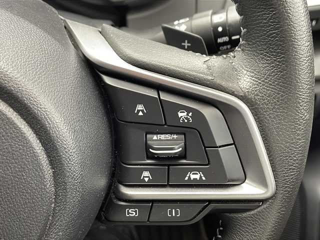 スバル インプレッサ スポーツ 2．0i－Lアイサイト 千葉県 2017(平29)年 5.9万km クォーツブルーP 禁煙車/ワンオーナー/純正８インチSDメモリナビ/フルセグ・SD・USB・CD・DVD・MSV・AUX/リアビューカメラ/ETC/ディスプレイコーナーセンサー/LEDアクセサリーライナー/センターコンソールトレー/アイサイトver.3/PCSB/ACC/アクティブレーンキープ/AT誤発進抑制制御/AT誤後進抑制制御/SRVD/先行車発進お知らせ/後退速度リミッター/オートLEDライト/F・Rフォグ/SI-DRIVE/HSA/SRH/パドルシフト/VDC/アイドリングストップ/革巻きステアリング/ステアリングスイッチ/プッシュスタート/純正フロアマット/純正ドアバイザー/電格ウィンカーミラー/取扱説明書/ナビ取扱説明書/スペアキー有/保証書