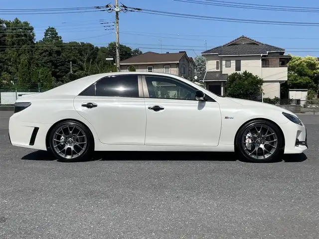 トヨタ マークＸ GRMN 千葉県 2019(令1)年 1.8万km ホワイトパールクリスタルシャイン 350台限定車/フルオリジナル車両/OPカーボンルーフ/専用BBS19インチAW/専用ブレーキ/専用スポーツシート/専用サスショック/HIDヘッドライト/LEDフォグライト/LEDビーム/ビルトインETC/専用SDナビ/フルセグTV/バックカメラ/保証書/取扱説明書/スペアキー
