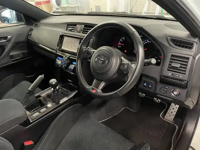 トヨタ マークＸ GRMN 千葉県 2019(令1)年 1.8万km ホワイトパールクリスタルシャイン 350台限定車/フルオリジナル車両/OPカーボンルーフ/専用BBS19インチAW/専用ブレーキ/専用スポーツシート/専用サスショック/HIDヘッドライト/LEDフォグライト/LEDビーム/ビルトインETC/専用SDナビ/フルセグTV/バックカメラ/保証書/取扱説明書/スペアキー