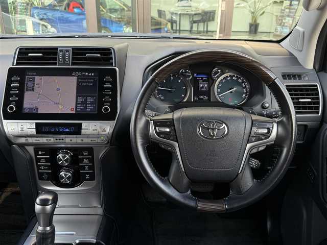 トヨタ ランドクルーザー プラド TZ－G 栃木県 2021(令3)年 6.5万km ブラック 法人ワンオーナー /TRDエアロ/メーカー9インチディスプレイオーディオ/T-Connectナビキット/AppleCarPlay/Android Auto/パノラミックビューモニター/マルチテレインモニター/Bluetoothオーディオ/フルセグTV走行中視聴可能/プラドスーパーライブサウンド/トヨタセーフティセンス/レーダークルーズコントロール/LDA/BSM/RSA/リヤクロストラフィックアラート/クリアランスソナー /エアサスペンション/ブラックレザーシート /シートヒーター/エアシート/ルーフレール/ビルトインETC 2.0/ドライブレコーダー/LEDヘッドライト&フォグ/純正19インチAW/スマートキー