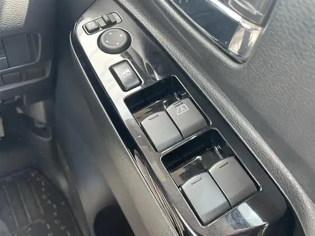 日産 ルークス HWS X プロパイロットED 千葉県 2020(令2)年 5.7万km フローズンバニラパール プロパイロット/　衝突軽減ブレーキ/レーンキープアシスト/　レーダークルーズコントロール/オートハイビーム/　クリアランスソナー/ブラインドスポットモニター/純正9インチナビ/　フルセグ/BT/DVD/CD/AUX/MAV/アラウンドビューモニター/ETC/両側パワースライドドア/ハンズフリースライドドア/電動パーキングブレーキ/プラズマクラスター付きサーキュレーター/LEDヘッドライト/オートライト/フォグライト/スマートキー/プッシュスタート/電動格納/ウィンカーミラー/純正フロアマット/純正14インチAW