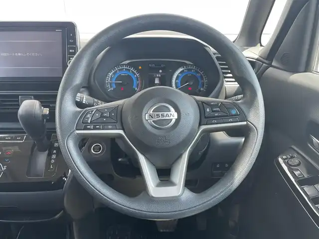 日産 ルークス HWS X プロパイロットED 千葉県 2020(令2)年 5.7万km フローズンバニラパール プロパイロット/　衝突軽減ブレーキ/レーンキープアシスト/　レーダークルーズコントロール/オートハイビーム/　クリアランスソナー/ブラインドスポットモニター/純正9インチナビ/　フルセグ/BT/DVD/CD/AUX/MAV/アラウンドビューモニター/ETC/両側パワースライドドア/ハンズフリースライドドア/電動パーキングブレーキ/プラズマクラスター付きサーキュレーター/LEDヘッドライト/オートライト/フォグライト/スマートキー/プッシュスタート/電動格納/ウィンカーミラー/純正フロアマット/純正14インチAW