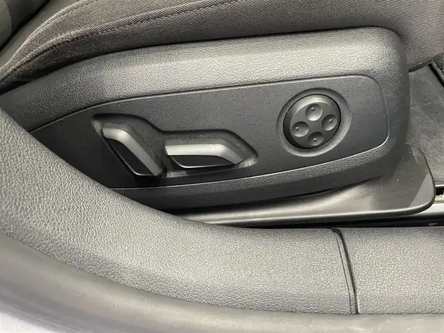 アウディ Ａ５ SB 40TFSIスポーツ 群馬県 2019(平31)年 4.3万km フローレットシルバーM マトリクスLEDヘッドライトパッケージ/バーチャルコックピット/全方位カメラ/前席シートヒーター/パワーシート/ACC/18インチAW/コーナーセンサー/純正ナビ/スマートキー/ETC2.0/電動リヤゲート