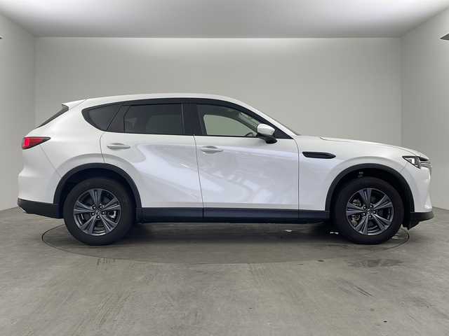 マツダ ＣＸ－６０ XD Sパッケージ 兵庫県 2023(令5)年 4.6万km ロジウムホワイトプレミアムメタリック ・純正ナビ/BT/USB/HDMI/TV/・４WD/・衝突軽減システム/・横滑り防止装置/・レーンキープアシスト/・アラウンドビューモニター/・レーダークルーズコントロール/・アイドリングストップ/・ダウンヒルアシストコントロール/・BSM/・オートホールド/・電動パーキングブレーキ/・パドルシフト/・LEDオートライト/・オートマチックハイビーム/・シートヒーター（運転席＋助手席）/・パワーシート（運転席）/・メモリーシート（運転席）/・ステアリングヒーター/・ビルトインETC/・前後ドライブレコーダー/・純正１８インチアルミホイール/・純正フロアマット/・AACエアコン/・スマートキー/・スペアキー/・プッシュスタート/・ドアバイザー/・W＋サイドエアバッグ