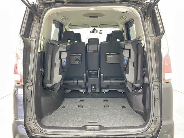 日産 セレナ ハイウェイスターVセレクションⅡ 道央・札幌 2019(平31)年 6.1万km ダイヤモンドブラック ・4WD/・ワンオーナー/・純正9インチナビ&CD&DVD&BD&USB&AUX&SD&フルセグTV/・アラウンドビューモニター/・両側パワースライドドア/・クルーズコントロール/・インテリジェントパーキングアシスト/・エマージェンシーブレーキ/・アイドリングストップ/・前席シートヒーター/・ステアリングヒーター/・ETC/・純正フロアマット/・LEDヘッドライト/・オートライト/・スマートキー/・スペアキー/・純正エンジンスターター/・保証書/・取扱説明書