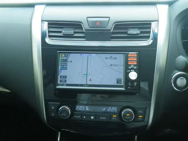 日産 ティアナ XE 神奈川県 2014(平26)年 3.4万km ダークメタルグレー 登録時33416km/純正SDナビ　フルセグTV/（SD/USB/CD）/バックカメラ/前後ドライブレコーダー（ユピテル）/ビルトインETC/純正16インチAW/オートライト/純正フロアマット/純正サイドバイザー/インテリキーx2/取説書