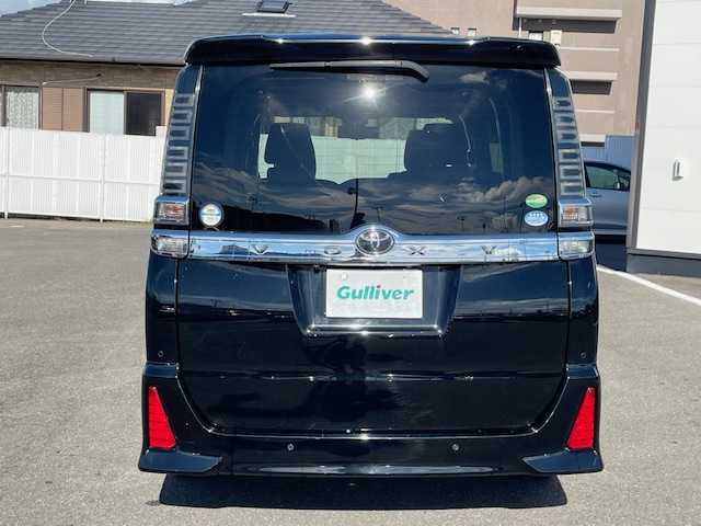 トヨタ ヴォクシー ZS 煌Ⅱ 長崎県 2019(令1)年 7.6万km ブラック 純正SDナビ/CD/DVD/BT/USB/フルセグTV/バックカメラ/両側パワースライドドア/トヨタセーフティセンス/レーンキープアシスト/ステアリングスイッチ/クルーズコントロール/デジタルインナーミラー/オートマチックハイビーム/ビルトインETC