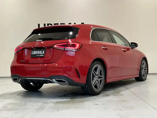 メルセデス・ベンツ Ａ１８０ スタイル AMGライン 熊本県 2020(令2)年 1.7万km ジュピターレッド ・純正ナビ/・CarPlay/・Bluetooth/・フルセグTV/・バックカメラ/・コーナーセンサー/・アダプティブクルーズコントロール/・ETC2.0/・前後ドライブレコーダー/・ハーフレザーシート/・前席シートヒーター/・アクティブハンドルアシスト/・アクティブレーンアシスト/・道路標識アシスト/・アクティブブレーキアシスト/・ブラインドスポットモニター/・ＬＥＤヘッドライト/・レーダー探知機/・ジュピターレッド