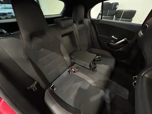 メルセデス・ベンツ Ａ１８０ スタイル AMGライン 熊本県 2020(令2)年 1.7万km ジュピターレッド ・純正ナビ/・CarPlay/・Bluetooth/・フルセグTV/・バックカメラ/・コーナーセンサー/・アダプティブクルーズコントロール/・ETC2.0/・前後ドライブレコーダー/・ハーフレザーシート/・前席シートヒーター/・アクティブハンドルアシスト/・アクティブレーンアシスト/・道路標識アシスト/・アクティブブレーキアシスト/・ブラインドスポットモニター/・ＬＥＤヘッドライト/・レーダー探知機/・ジュピターレッド