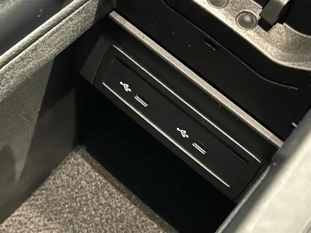 メルセデス・ベンツ Ａ１８０ スタイル AMGライン 熊本県 2020(令2)年 1.7万km ジュピターレッド ・純正ナビ/・CarPlay/・Bluetooth/・フルセグTV/・バックカメラ/・コーナーセンサー/・アダプティブクルーズコントロール/・ETC2.0/・前後ドライブレコーダー/・ハーフレザーシート/・前席シートヒーター/・アクティブハンドルアシスト/・アクティブレーンアシスト/・道路標識アシスト/・アクティブブレーキアシスト/・ブラインドスポットモニター/・ＬＥＤヘッドライト/・レーダー探知機/・ジュピターレッド