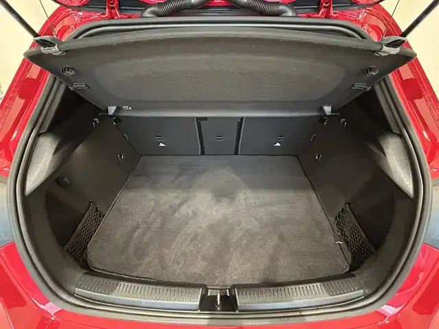 メルセデス・ベンツ Ａ１８０ スタイル AMGライン 熊本県 2020(令2)年 1.7万km ジュピターレッド ・純正ナビ/・CarPlay/・Bluetooth/・フルセグTV/・バックカメラ/・コーナーセンサー/・アダプティブクルーズコントロール/・ETC2.0/・前後ドライブレコーダー/・ハーフレザーシート/・前席シートヒーター/・アクティブハンドルアシスト/・アクティブレーンアシスト/・道路標識アシスト/・アクティブブレーキアシスト/・ブラインドスポットモニター/・ＬＥＤヘッドライト/・レーダー探知機/・ジュピターレッド