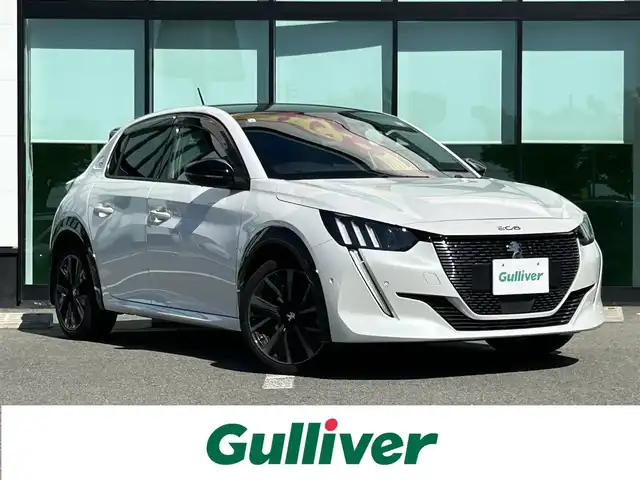 プジョー プジョー ２０８ GT 和歌山県 2021(令3)年 4.3万km 白Ⅱ 7インチディスプレイオーディオ/バックカメラ/衝突軽減ブレーキ/ブラインドスポットモニター/前後コーナーセンサー/オートライト/ETC/前後ドラレコ/シートヒーター/置くだけ充電器/パドルシフト/ステリモ/LEDヘッドライト/フォグランプ/フルオートパワーウィンドウ/プッシュスタート