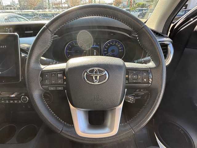 トヨタ ハイラックス Z 道東・釧路十勝 2018(平30)年 5万km アティチュードブラックマイカ 4WD/寒冷地仕様車/運転支援システム/・PCS(プリクラッシュセーフティ)/・LDA(レーンディパーチャーアラート)/・クルーズコントロール/ALPINEフローティングナビ/ (CD/DVD/BT)/フルセグTV/バックカメラ/ETC/ALPINEドライブレーコーダー/革巻きステアリング/ステアリングスイッチ/プッシュスタート/スマートキー/スペアキー/社外17インチAW/オートライト/純正LEDヘッドライト/フォグランプ/ (フロント/リア)/純正ドアバイザー/電動格納ミラー/ウインカーミラー/ミラーヒーター/横滑り防止装置/DAC(ダウンヒルアシストコントロール)/ナビ取扱説明書/取扱説明書/保証書