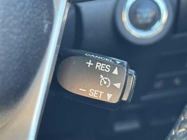 トヨタ ハイラックス Z 道東・釧路十勝 2018(平30)年 5万km アティチュードブラックマイカ 4WD/寒冷地仕様車/運転支援システム/・PCS(プリクラッシュセーフティ)/・LDA(レーンディパーチャーアラート)/・クルーズコントロール/ALPINEフローティングナビ/ (CD/DVD/BT)/フルセグTV/バックカメラ/ETC/ALPINEドライブレーコーダー/革巻きステアリング/ステアリングスイッチ/プッシュスタート/スマートキー/スペアキー/社外17インチAW/オートライト/純正LEDヘッドライト/フォグランプ/ (フロント/リア)/純正ドアバイザー/電動格納ミラー/ウインカーミラー/ミラーヒーター/横滑り防止装置/DAC(ダウンヒルアシストコントロール)/ナビ取扱説明書/取扱説明書/保証書