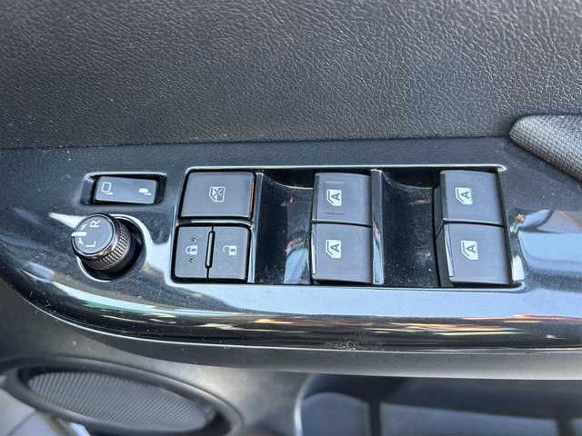 トヨタ ハイラックス Z 道東・釧路十勝 2018(平30)年 5万km アティチュードブラックマイカ 4WD/寒冷地仕様車/運転支援システム/・PCS(プリクラッシュセーフティ)/・LDA(レーンディパーチャーアラート)/・クルーズコントロール/ALPINEフローティングナビ/ (CD/DVD/BT)/フルセグTV/バックカメラ/ETC/ALPINEドライブレーコーダー/革巻きステアリング/ステアリングスイッチ/プッシュスタート/スマートキー/スペアキー/社外17インチAW/オートライト/純正LEDヘッドライト/フォグランプ/ (フロント/リア)/純正ドアバイザー/電動格納ミラー/ウインカーミラー/ミラーヒーター/横滑り防止装置/DAC(ダウンヒルアシストコントロール)/ナビ取扱説明書/取扱説明書/保証書