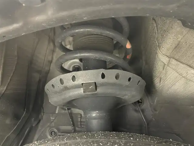 ホンダ ステップワゴン スパーダ eHEV 岡山県 2022(令4)年 3.9万km プラチナホワイトパール 純正11.4インチナビ/・FM/AM/Bluetooth/フルセグ/CD/DVD/バックカメラ/10.1インチフリップダウンモニター/パワーバックドア/ホンダセンシング/・衝突軽減ブレーキ/・車線逸脱警報/・アダプティブクルーズコントロール/・オートマチックハイビーム/・コーナーセンサー/前後ドライブレコーダー/ビルトインETC/パドルシフト/LEDヘッドライト/・フォグライト/電動パーキング/オートブレーキホールド/純正フロアマット