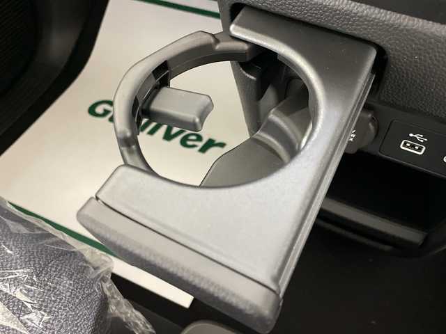 ホンダ ステップワゴン eHEV エアー EX 福岡県 2025(令7)年 0.1千km プラチナホワイトパール 純正11.4インチナビ(LXM-247VFLi)/パワーバックドア/バックカメラ/両側パワースライドドア/レーダークルーズコントロール/ブラインドスポットモニター/レーンキープアシスト/衝突軽減ブレーキ