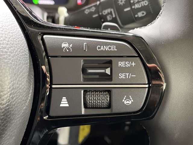 ホンダ ステップワゴン eHEV エアー EX 福岡県 2025(令7)年 0.1千km プラチナホワイトパール 純正11.4インチナビ(LXM-247VFLi)/パワーバックドア/バックカメラ/両側パワースライドドア/レーダークルーズコントロール/ブラインドスポットモニター/レーンキープアシスト/衝突軽減ブレーキ