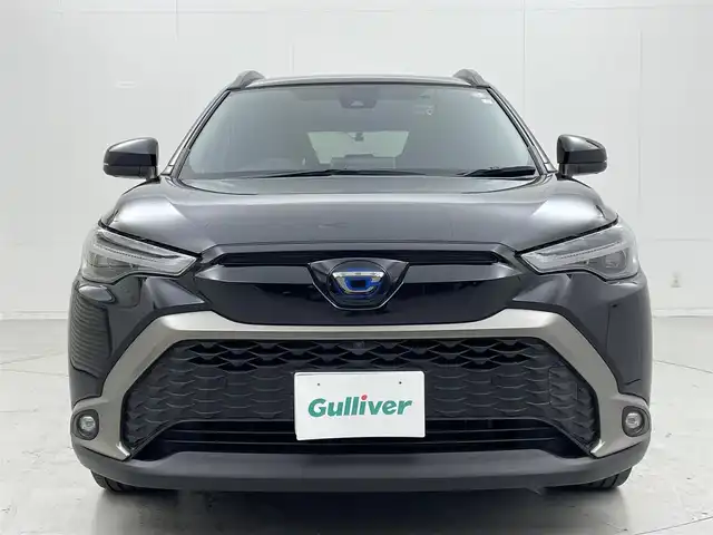 トヨタ カローラ クロス ハイブリッド Z 茨城県 2023(令5)年 3.2万km ホワイトパールクリスタルシャイン 純正ナビ/・Bluetooth接続/・バックカメラ（全方位モニター）/ハーフレザーシート/パワーシート（運転席）/サンルーフ/電動リアゲート/ドライブレコーダー（前後）/コーナーセンサー/ルーフレール/オートマチックハイビーム/レーンアシストキープ/アイドリングストップ/ABS/横滑り防止装置/盗難防止装置/衝突被害軽減システム
