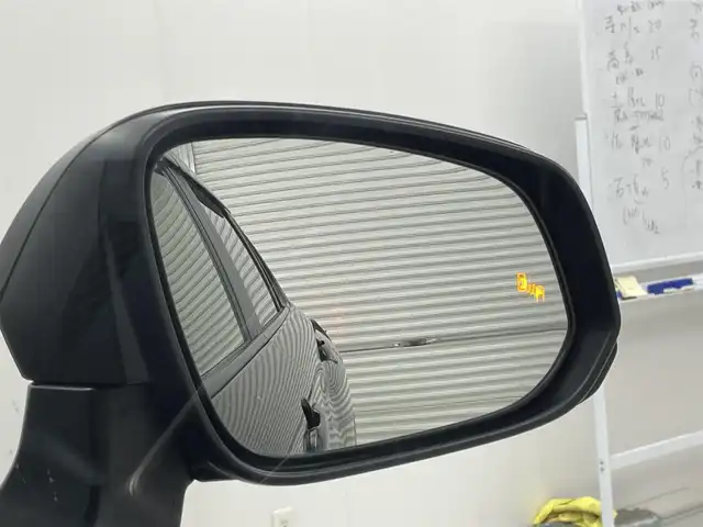 トヨタ カローラ クロス ハイブリッド Z 茨城県 2023(令5)年 3.2万km ホワイトパールクリスタルシャイン 純正ナビ/・Bluetooth接続/・バックカメラ（全方位モニター）/ハーフレザーシート/パワーシート（運転席）/サンルーフ/電動リアゲート/ドライブレコーダー（前後）/コーナーセンサー/ルーフレール/オートマチックハイビーム/レーンアシストキープ/アイドリングストップ/ABS/横滑り防止装置/盗難防止装置/衝突被害軽減システム